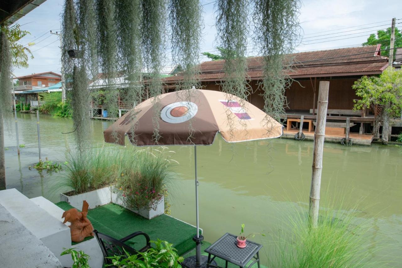 Reuan Vilawan Ratchaburi Extérieur photo