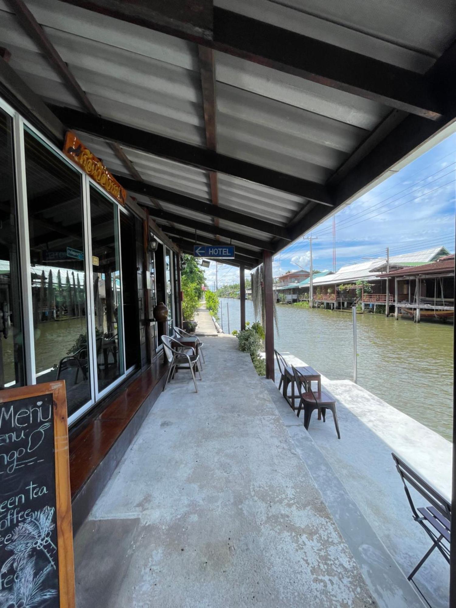 Reuan Vilawan Ratchaburi Extérieur photo