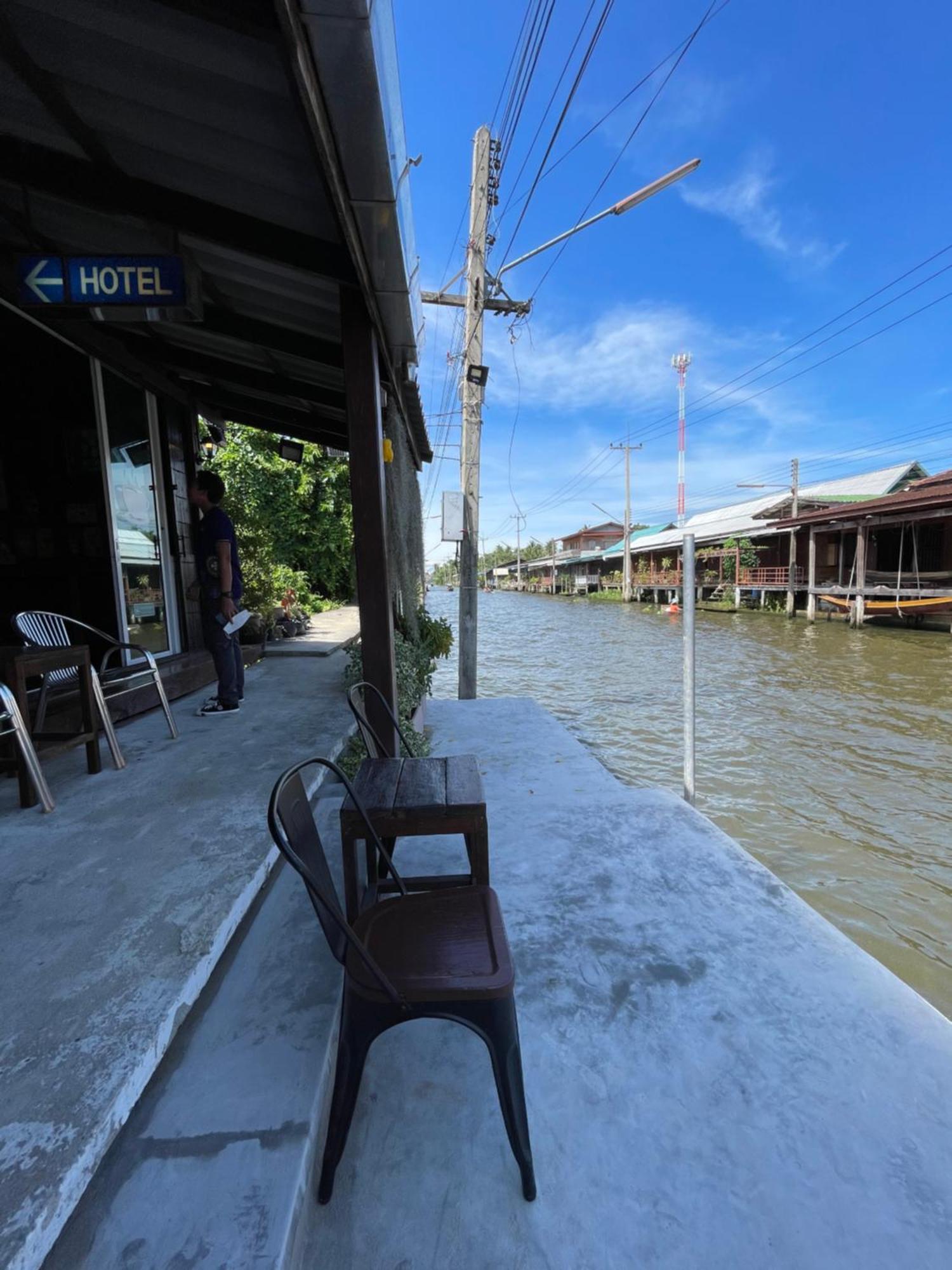 Reuan Vilawan Ratchaburi Extérieur photo