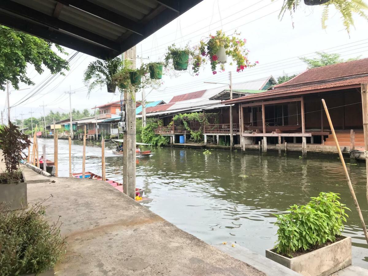 Reuan Vilawan Ratchaburi Extérieur photo