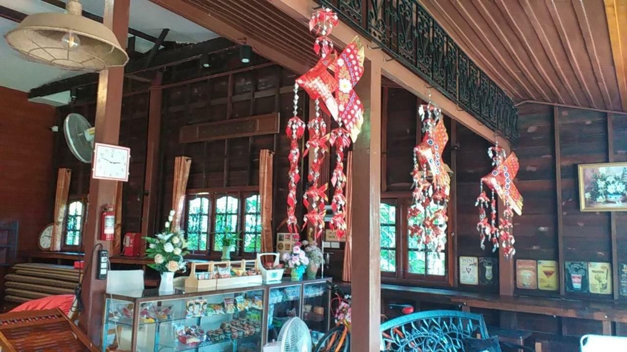 Reuan Vilawan Ratchaburi Extérieur photo
