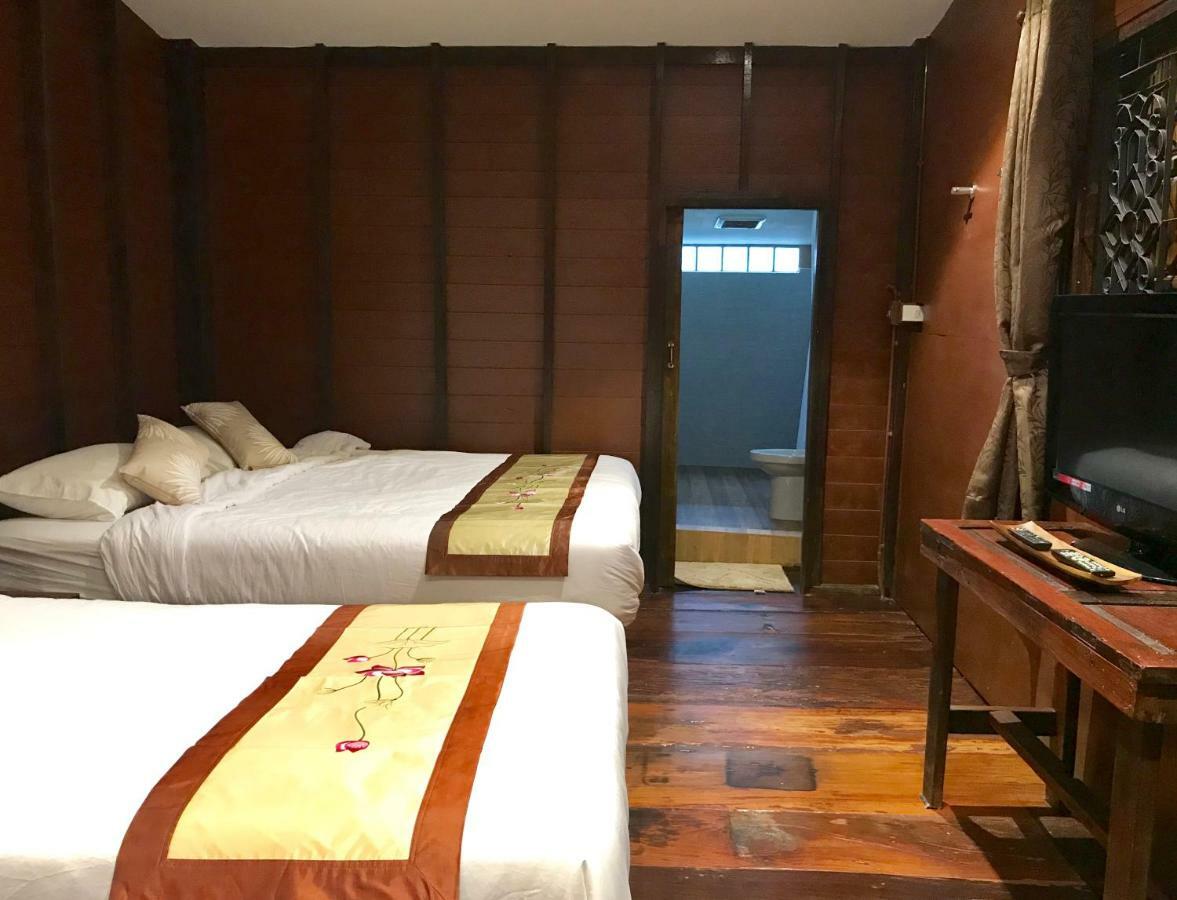 Reuan Vilawan Ratchaburi Extérieur photo